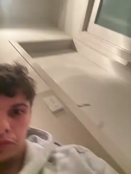 surfboy07 online show from March 19, 2026, 4:22 pm