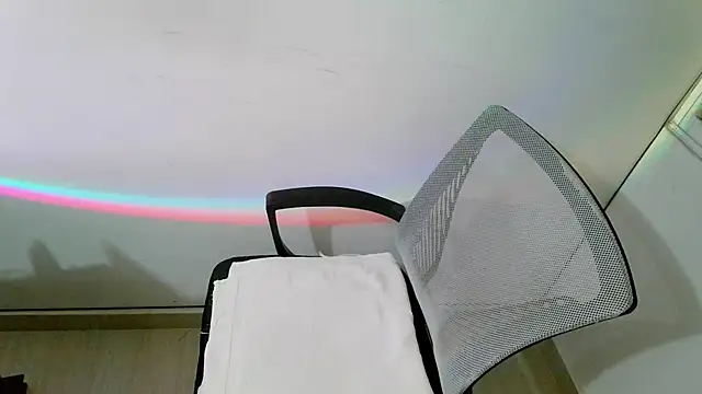 srghost333 online show from May 15, 2026, 2:51 am