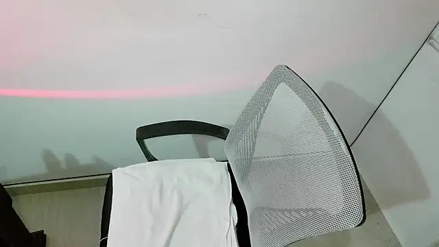 srghost333 online show from May 30, 2026, 2:52 am