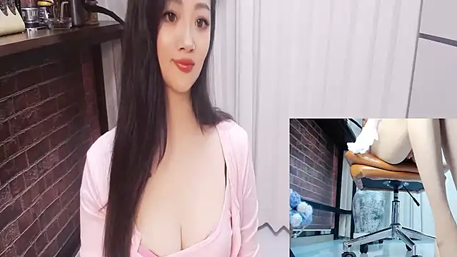 Latte-01 online show from July 1, 2026, 2:51 pm