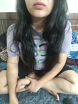 Snapshot of neelam_rawat chatting on May 4, 2026, 7:21 pm neelam rawat online show from May 4, 2026, 7:21 pm
