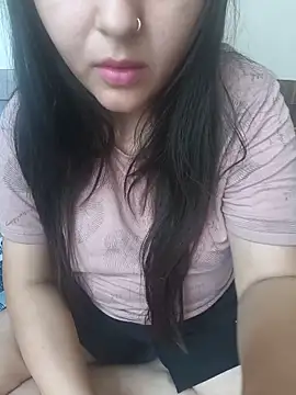 Snapshot of neelam_rawat chatting on May 25, 2026, 9:26 am neelam rawat online show from May 25, 2026, 9:26 am