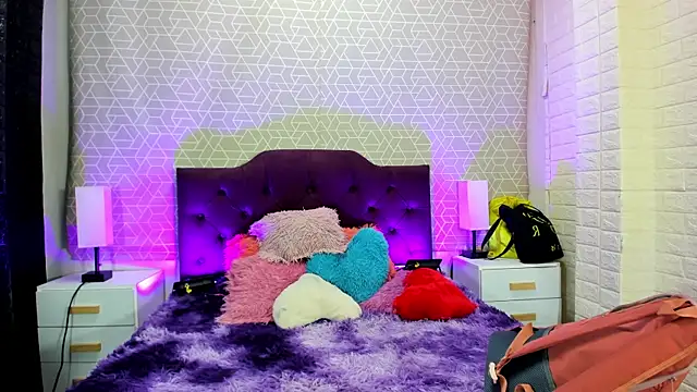 SofiiaCutee online show from June 26, 2026, 2:38 am