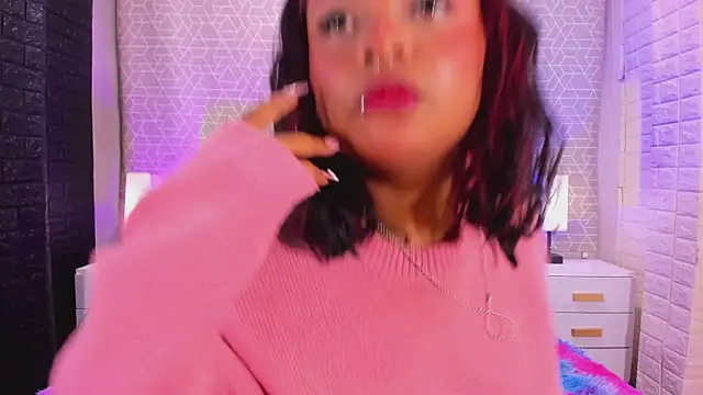 SofiiaCutee online show from July 8, 2026, 3:44 am