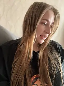 Snapshot of milana_millka chatting on April 8, 2026, 7:19 am milana millka online show from April 8, 2026, 7:19 am