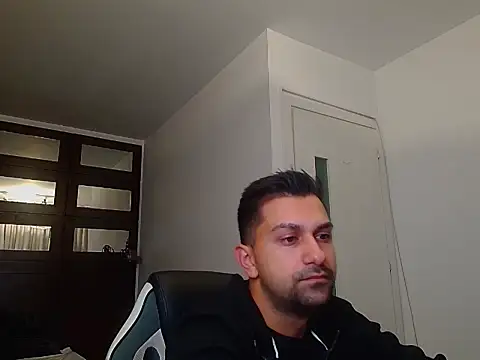 BryceReign online show from May 22, 2026, 4:19 am
