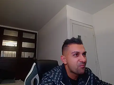 BryceReign online show from May 28, 2026, 4:32 am