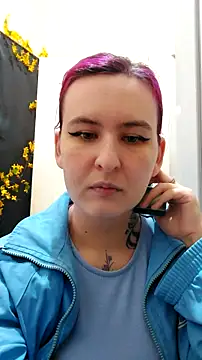 Liionna online show from March 22, 2026, 5:49 pm