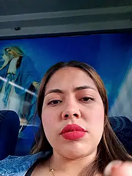 Yelii  online show from May 2, 2026, 4:12 pm