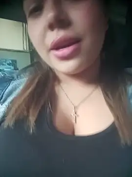 Yelii  online show from May 20, 2026, 6:36 pm