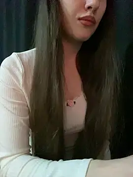 shrie beverlyy045 online show from April 7, 2026, 10:31 pm