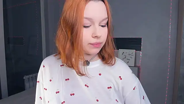 Snapshot of alexshiny chatting on March 19, 2026, 8:35 pm alexshiny online show from March 19, 2026, 8:35 pm