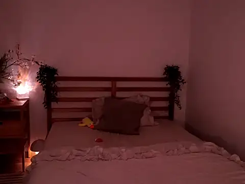 AbieeBabe online show from July 13, 2026, 1:03 pm