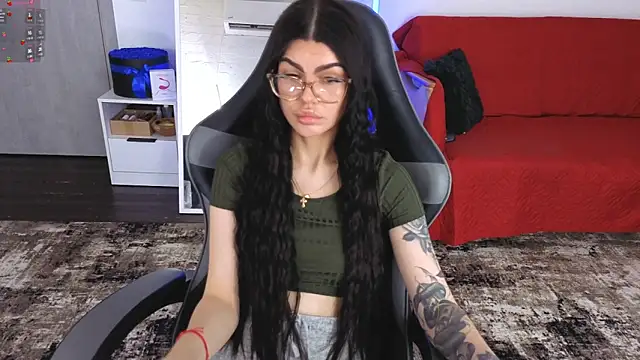 AnacondaOnn online show from May 30, 2026, 6:21 am