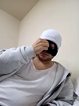 Snapshot of trkk9715 chatting on March 19, 2026, 10:36 pm trkk9715 online show from March 19, 2026, 10:36 pm