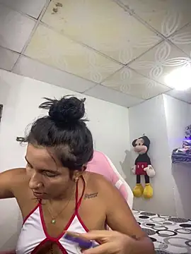 Snapshot of Blowjob-Queen_ chatting on April 4, 2026, 3:16 am Blowjob-Queen online show from April 4, 2026, 3:16 am
