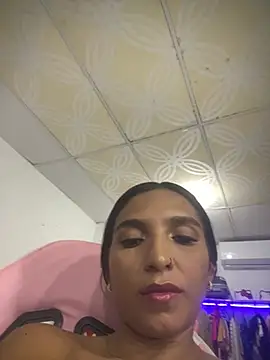 Snapshot of Blowjob-Queen_ chatting on April 7, 2026, 3:07 am Blowjob-Queen online show from April 7, 2026, 3:07 am