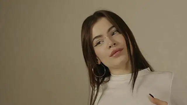 Snapshot of LustyLunaaX chatting on March 21, 2026, 10:24 pm LustyLunaaX online show from March 21, 2026, 10:24 pm