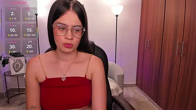 Snapshot of Nanaa_snow chatting on May 12, 2026, 4:31 am Nanaa snow online show from May 12, 2026, 4:31 am