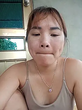 -Bangi- online show from May 17, 2026, 3:04 am