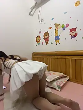 flylingling33 online show from March 24, 2026, 4:56 pm