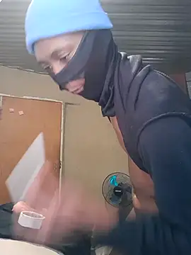 KeEper66 online show from April 15, 2026, 9:38 am