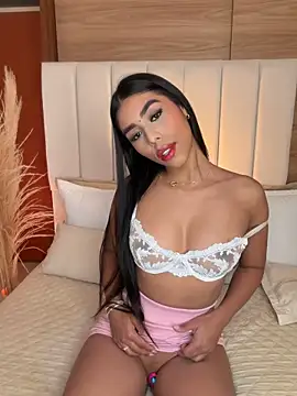 Rossie Blooms online show from May 23, 2026, 10:47 pm