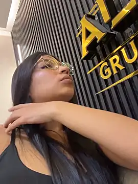 Snapshot of breenda01 chatting on March 24, 2026, 10:37 pm breenda01 online show from March 24, 2026, 10:37 pm