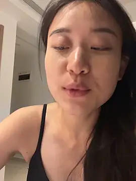 A-Kristen online show from April 16, 2026, 2:07 pm