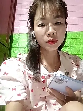 AmyLinee01 online show from May 30, 2026, 5:21 pm
