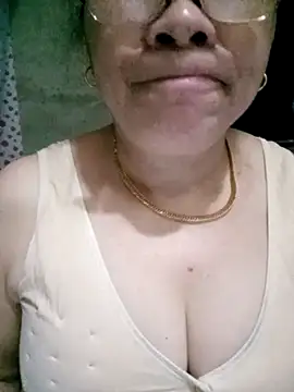 Snapshot of Funsexy1 chatting on March 31, 2026, 3:01 pm Funsexy1 online show from March 31, 2026, 3:01 pm