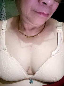 Snapshot of Funsexy1 chatting on April 4, 2026, 3:09 pm Funsexy1 online show from April 4, 2026, 3:09 pm