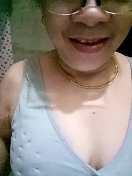 Snapshot of Funsexy1 chatting on April 11, 2026, 10:14 pm Funsexy1 online show from April 11, 2026, 10:14 pm