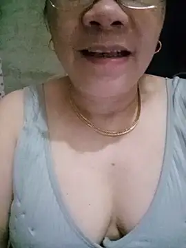 Snapshot of Funsexy1 chatting on May 7, 2026, 11:43 pm Funsexy1 online show from May 7, 2026, 11:43 pm