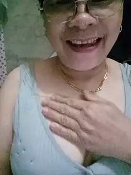 Snapshot of Funsexy1 chatting on May 9, 2026, 12:27 am Funsexy1 online show from May 9, 2026, 12:27 am