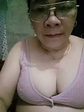 Snapshot of Funsexy1 chatting on May 22, 2026, 10:37 pm Funsexy1 online show from May 22, 2026, 10:37 pm