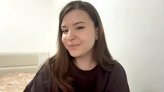 AliceMirage online show from March 25, 2026, 12:33 pm