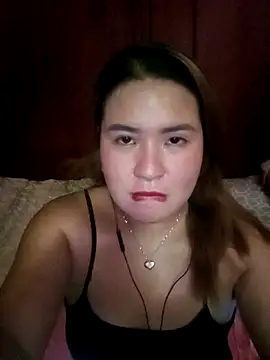 Snapshot of Amazingurlx chatting on April 25, 2026, 5:32 am Amazingurlx online show from April 25, 2026, 5:32 am