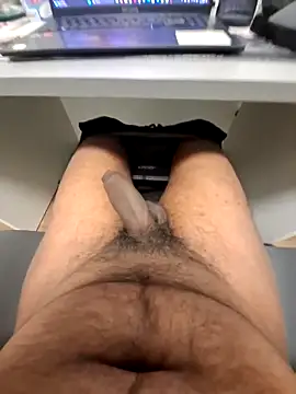 Snapshot of Dickieeeee_69 chatting on April 6, 2026, 11:27 pm Dickieeeee 69 online show from April 6, 2026, 11:27 pm