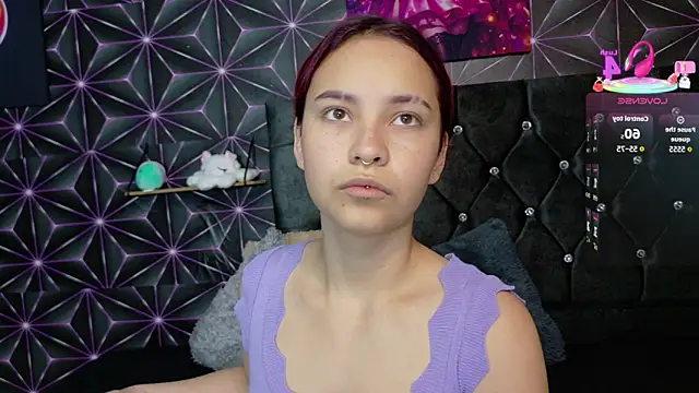 Snapshot of Megam_white chatting on March 26, 2026, 12:33 pm Megam white online show from March 26, 2026, 12:33 pm
