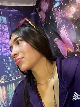 Snapshot of Itze_Mua chatting on March 27, 2026, 10:20 pm Itze Mua online show from March 27, 2026, 10:20 pm