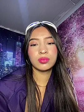 Snapshot of Itze_Mua chatting on March 29, 2026, 4:01 am Itze Mua online show from March 29, 2026, 4:01 am