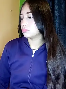 Snapshot of Itze_Mua chatting on April 26, 2026, 11:08 am Itze Mua online show from April 26, 2026, 11:08 am