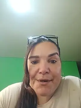 Snapshot of Zuleyka_69 chatting on May 15, 2026, 9:55 pm Zuleyka 69 online show from May 15, 2026, 9:55 pm