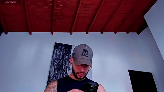 Snapshot of Santos_ramirez1 chatting on March 31, 2026, 2:28 pm Santos ramirez1 online show from March 31, 2026, 2:28 pm