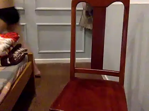 17Komodo online show from April 15, 2026, 4:47 pm