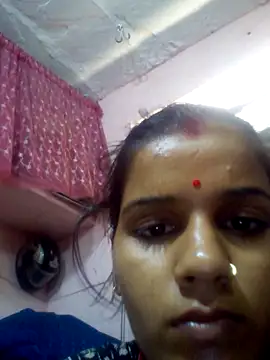 Snapshot of Raveena0990 chatting on May 16, 2026, 3:25 am Raveena0990 online show from May 16, 2026, 3:25 am