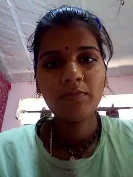 Snapshot of Raveena0990 chatting on May 19, 2026, 2:07 am Raveena0990 online show from May 19, 2026, 2:07 am