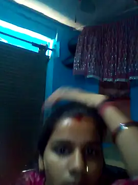 Snapshot of Raveena0990 chatting on May 20, 2026, 2:29 am Raveena0990 online show from May 20, 2026, 2:29 am