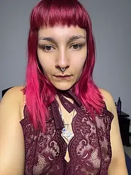 Amelie-RedHoney online show from June 10, 2026, 7:46 pm